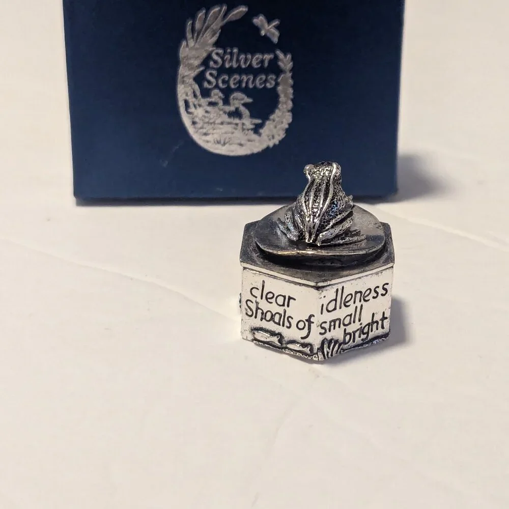 Vintage Silver Scenes Pewter Frog Box Whimsical‎ Pill Mini Trinket Wales UK